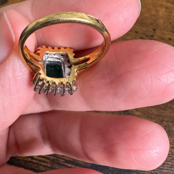 Vintage Emerald Green and Gold Halo Ring - Picture 8 of 14